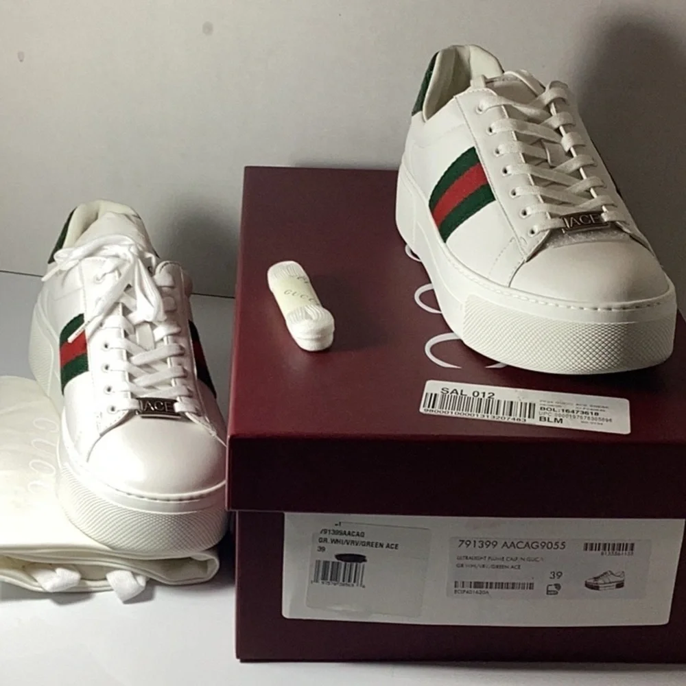 Gucci Men's Gucci Ace Leather Sneakers